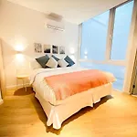 Hom I Moderno Loft En El Centro De Lastarria 2D1B
